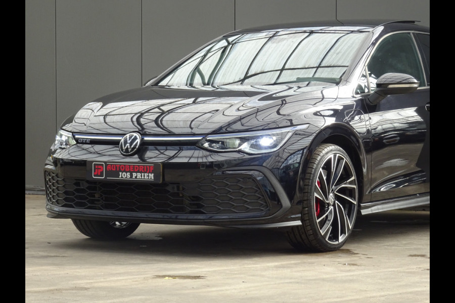 Volkswagen Golf 1.4 eHybrid GTE * PANORAMADAK * 18 INCH * IQ LIGHT !!