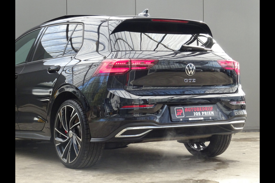 Volkswagen Golf 1.4 eHybrid GTE * PANORAMADAK * 18 INCH * IQ LIGHT !!