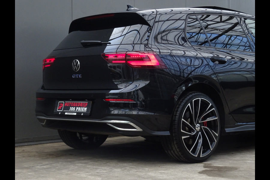 Volkswagen Golf 1.4 eHybrid GTE * PANORAMADAK * 18 INCH * IQ LIGHT !!
