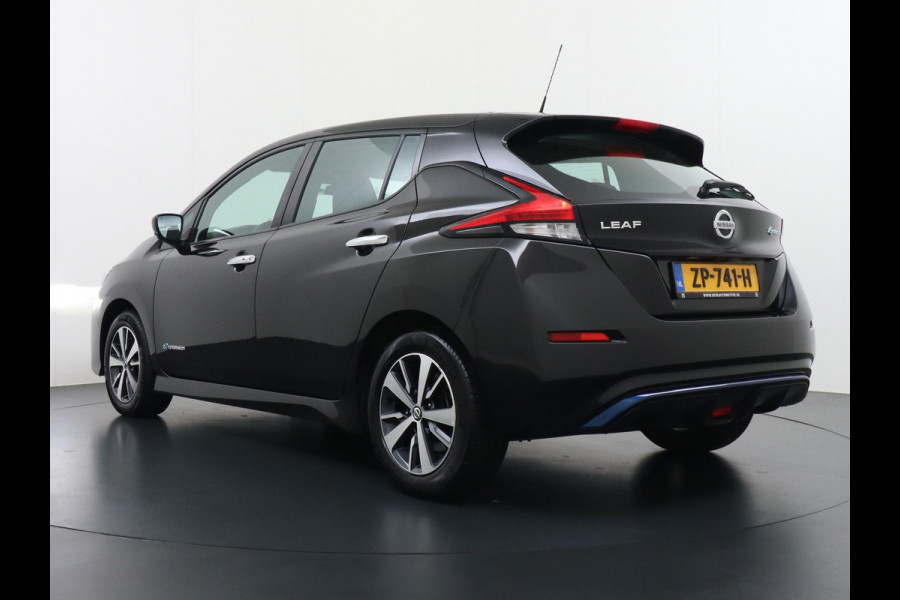 Nissan Leaf Acenta 40 kWh CAMERA | DODE HOEK | RIJKLAARPRIJS INCL. 12 MND BOVAG GARANTIE