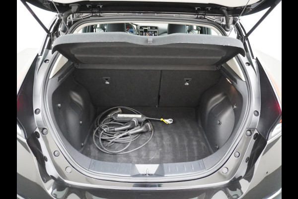 Nissan Leaf Acenta 40 kWh CAMERA | DODE HOEK | RIJKLAARPRIJS INCL. 12 MND BOVAG GARANTIE