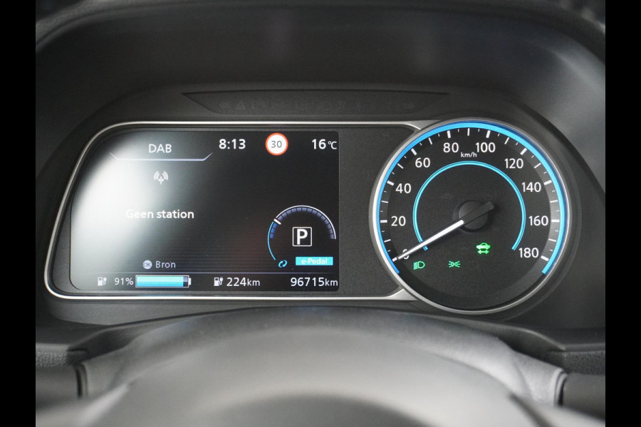 Nissan Leaf Acenta 40 kWh CAMERA | DODE HOEK | RIJKLAARPRIJS INCL. 12 MND BOVAG GARANTIE