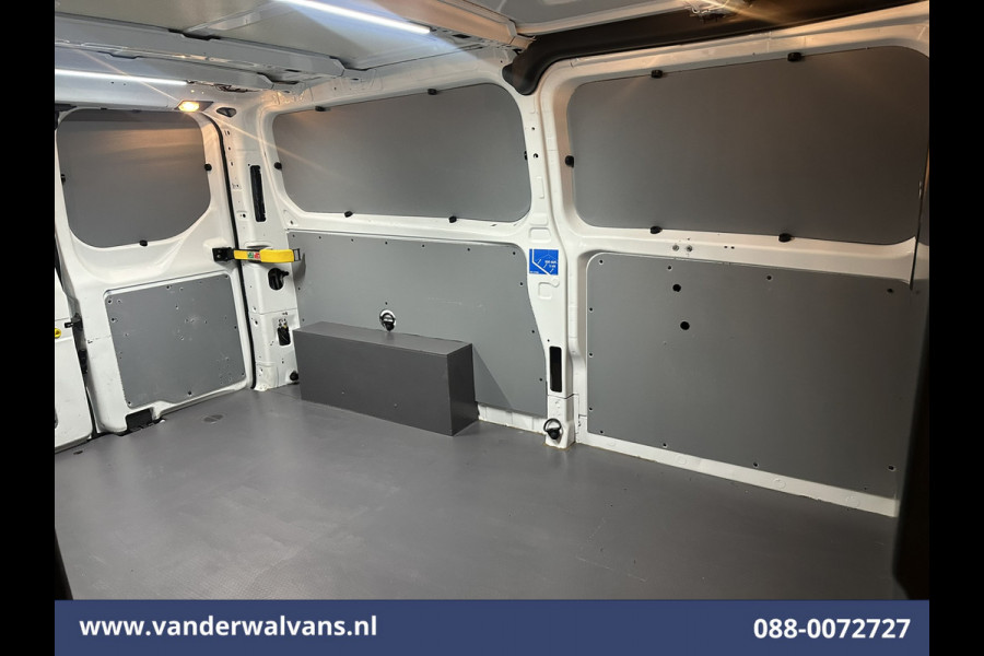 Ford Transit Custom 2.0 TDCI 130pk L2H1 Euro6 Airco | Camera | Apple Carplay | Android Auto | LED | Cruisecontrol 2800kg Trekhaak, Verwarmde voorruit, Stoelverwarming, Parkeersensoren