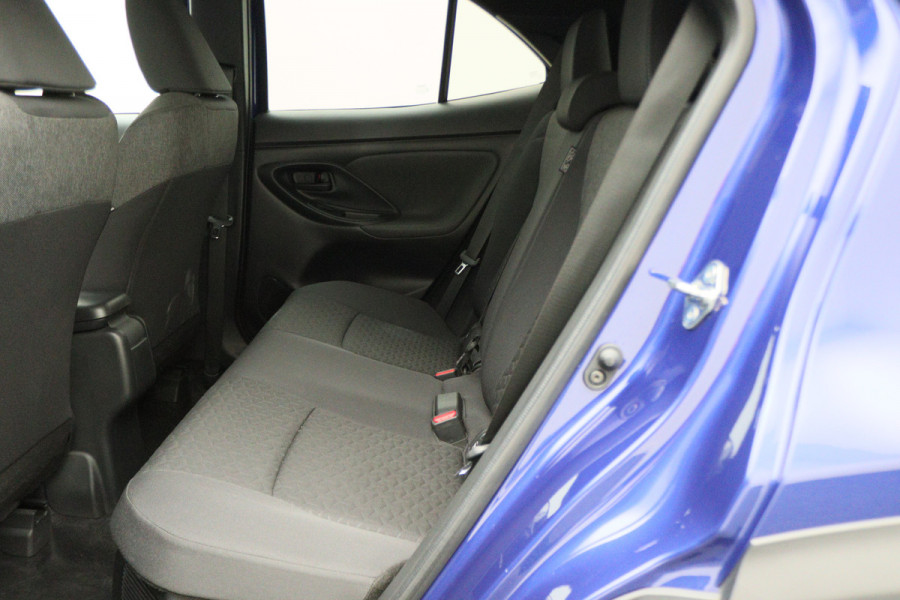 Toyota Yaris Cross 1.5 Hybrid Business Plus AWD Camera, ACC, Apple Carplay, Lane Assist, DAB, 17"