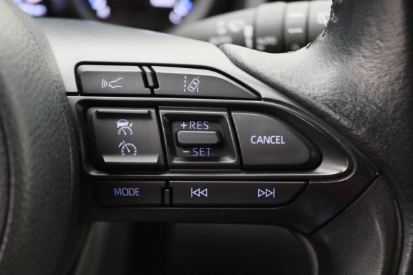 Toyota Yaris Cross 1.5 Hybrid Business Plus AWD Camera, ACC, Apple Carplay, Lane Assist, DAB, 17"