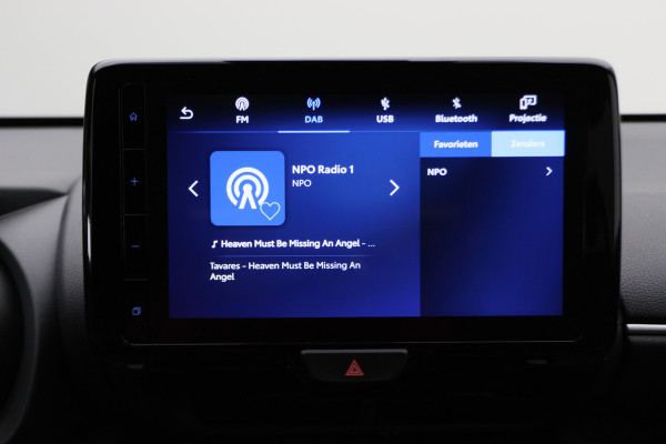 Toyota Yaris Cross 1.5 Hybrid Business Plus AWD Camera, ACC, Apple Carplay, Lane Assist, DAB, 17"