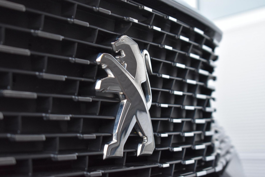 Peugeot 5008 1.2 PureTech 130 PK Aut. Allure Pack | 7 Zits | Navi | Camera | Trekhaak || Incl. garantie