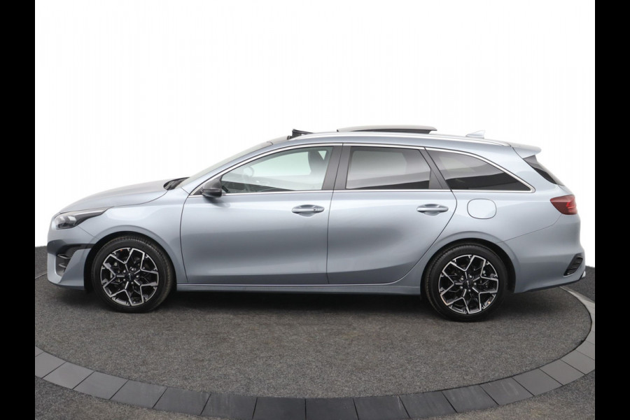 Kia Ceed Sportswagon 1.5 T-GDi GT-Line Automaat - Adaptive Cruise - Navigatie - Stoel/Stuurverwarming - Schuif/-kanteldak - Apple Carplay/Android Auto - Fabrieksgarantie 04-2031