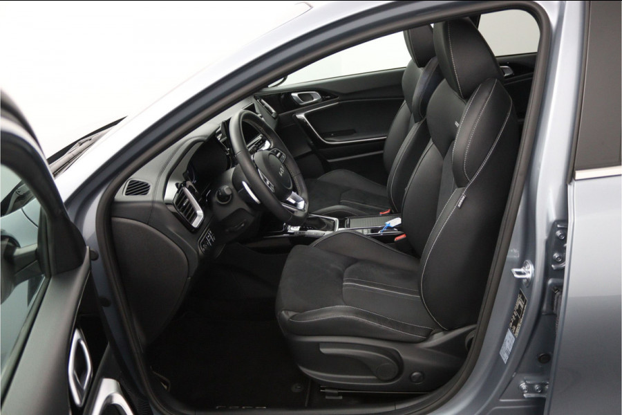Kia Ceed Sportswagon 1.5 T-GDi GT-Line Automaat - Adaptive Cruise - Navigatie - Stoel/Stuurverwarming - Schuif/-kanteldak - Apple Carplay/Android Auto - Fabrieksgarantie 04-2031