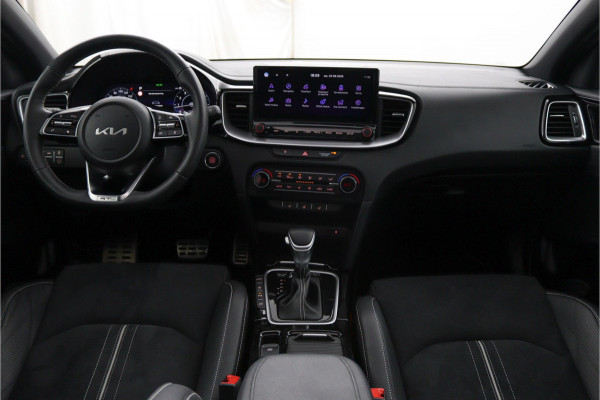 Kia Ceed Sportswagon 1.5 T-GDi GT-Line Automaat - Adaptive Cruise - Navigatie - Stoel/Stuurverwarming - Schuif/-kanteldak - Apple Carplay/Android Auto - Fabrieksgarantie 04-2031