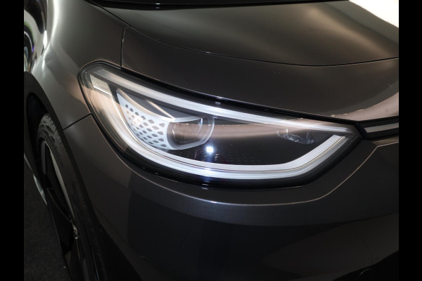 Volkswagen ID.3 First Max 58 kWh 204pk | Navigatie | Parkeersensoren | Keyless | Led Matrix | Camera | Electr.verstelbare voorstoelen