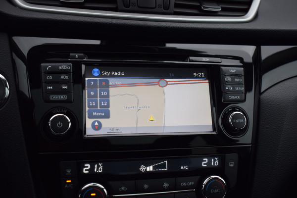 Nissan QASHQAI 1.6 N-Connecta | Trekhaak | Pano | Camera | Navi | Climate