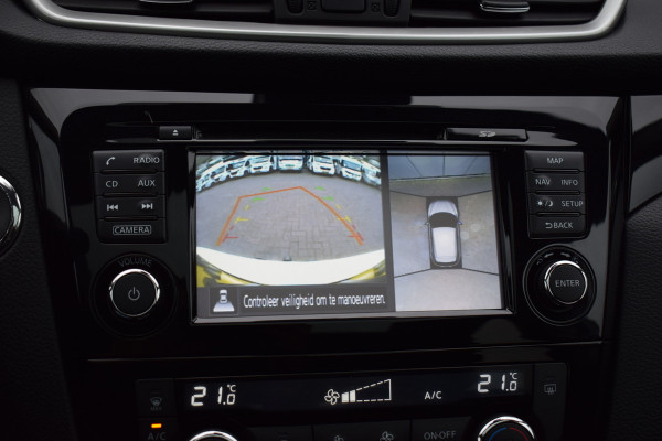 Nissan QASHQAI 1.6 N-Connecta | Trekhaak | Pano | Camera | Navi | Climate