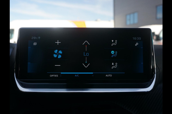 Peugeot 2008 1.2 Turbo Allure Pack Peugeot 2008 1.2 Turbo Allure Pack