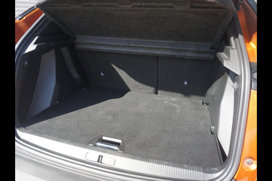 Peugeot 2008 1.2 Turbo Allure Pack Peugeot 2008 1.2 Turbo Allure Pack