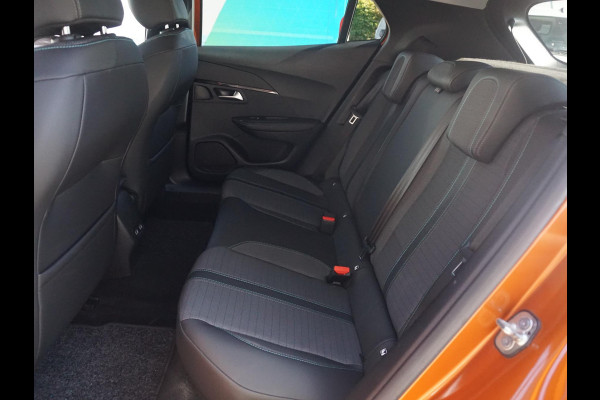 Peugeot 2008 1.2 Turbo Allure Pack Peugeot 2008 1.2 Turbo Allure Pack