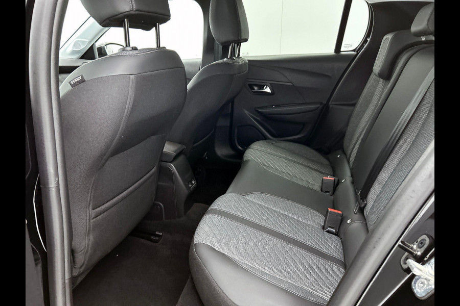 Peugeot 208 1.2 Hybrid 100PK Automaat Allure Navigatie Apple Carplay/Android Auto Airco Parkeer sensoren Cruise Control Lichtmetalen Velgen