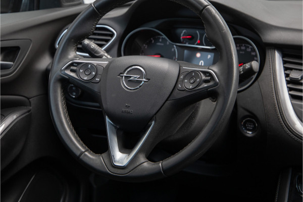 Opel Grandland X 1.2 Turbo Business Executive Automaat Panorama 2019