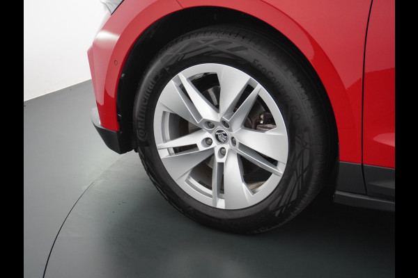 Škoda ENYAQ iV 60 180pk Apple Carplay Android Trekh. Camera Navi Led Lmv 19" PDC 3-zone-Ecc Cruise Control Stoel+Bank-Verwarmd Keyless Rijstrooksensor Virtual Cockpit Bluetooth Park-assist memory Connected services 1e Eigenaar Nieuwprijs €48.450,- Trekgewicht 1.000kg Accu-Garantie tot 13-02-2031 /160.000km Škoda ENYAQ iV 60 180pk Apple Carplay Android Trekh. Camera Navi Led Lmv 19" PDC 3-zone-Ecc Cruise Control Stoel+Bank-Verwarmd Keyless Rijstrooksensor Virtual Cockpit Bluetooth Park-assist memory Connected services 1e Eigenaar Nieuwprijs €48.450,- Trekgewicht 1.000kg Accu-Garantie tot 13-02-2031 /160.000km