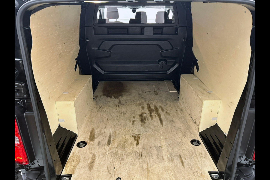 Opel Vivaro 2.0 CDTI L3H1 Edition Dubbele Cabine Airco Bluetooth Navi Trekhaak