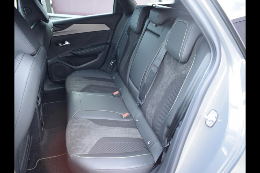 Peugeot 308 SW 1.2 Hybrid 145 e-DCS6 GT SCHUIF- KANTELDAK | NAVI & CARPLAY | CAMERA MET SENSOREN |