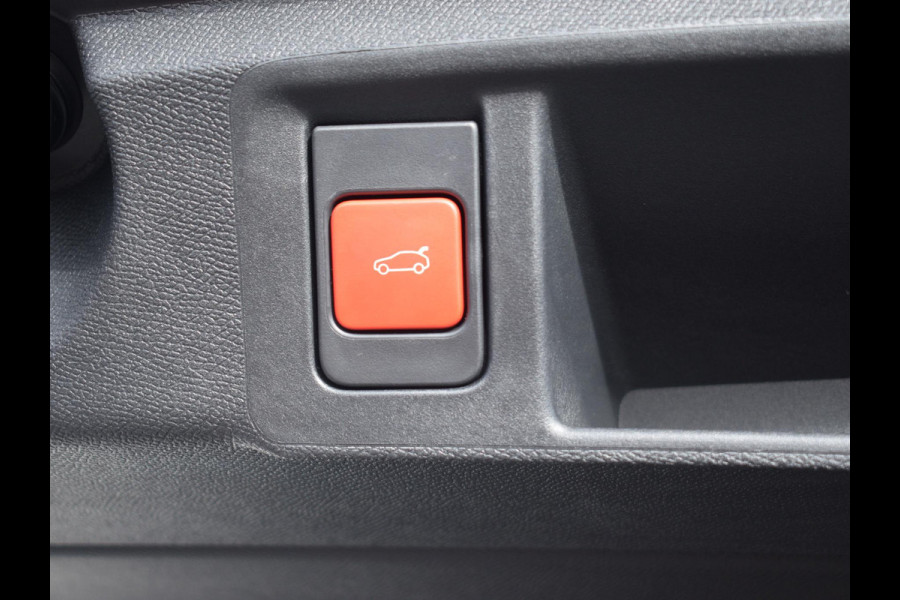 Peugeot 308 SW 1.2 Hybrid 145 e-DCS6 GT SCHUIF- KANTELDAK | NAVI & CARPLAY | CAMERA MET SENSOREN |