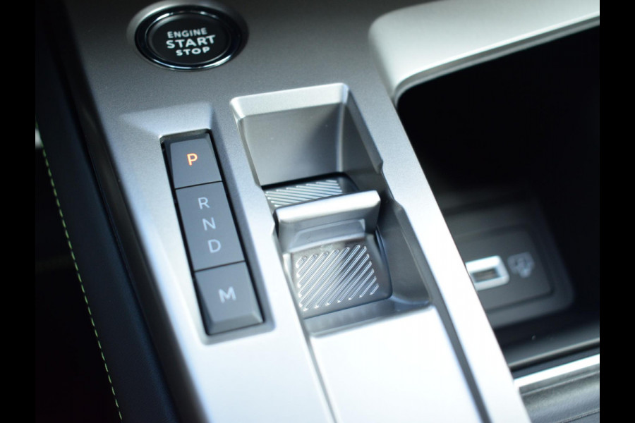 Peugeot 308 SW 1.2 Hybrid 145 e-DCS6 GT SCHUIF- KANTELDAK | NAVI & CARPLAY | CAMERA MET SENSOREN |