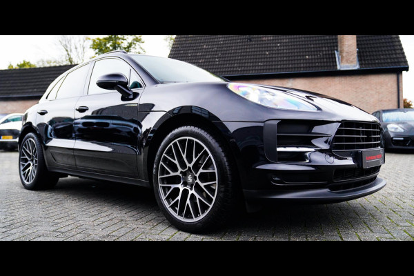 Porsche Macan 2.0 | Sport Chrono | Origineel NL | Panorama | Full option | Lane Assist | Sportstoelen| Luchtvering