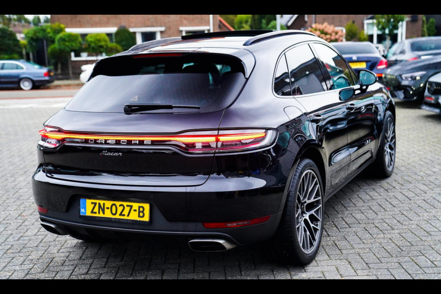 Porsche Macan 2.0 | Sport Chrono | Origineel NL | Panorama | Full option | Lane Assist | Sportstoelen| Luchtvering