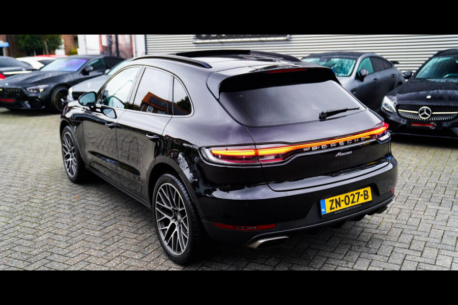Porsche Macan 2.0 | Sport Chrono | Origineel NL | Panorama | Full option | Lane Assist | Sportstoelen| Luchtvering