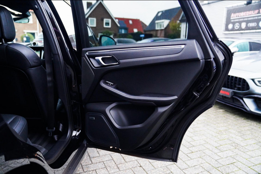 Porsche Macan 2.0 | Sport Chrono | Origineel NL | Panorama | Full option | Lane Assist | Sportstoelen| Luchtvering