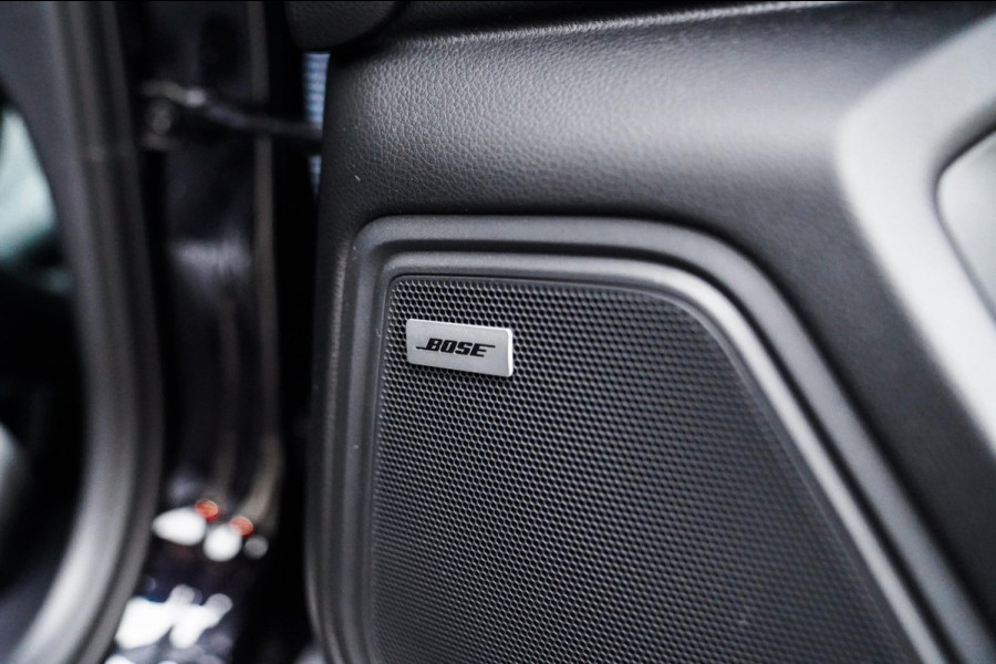 Porsche Macan 2.0 | Sport Chrono | Origineel NL | Panorama | Full option | Lane Assist | Sportstoelen| Luchtvering