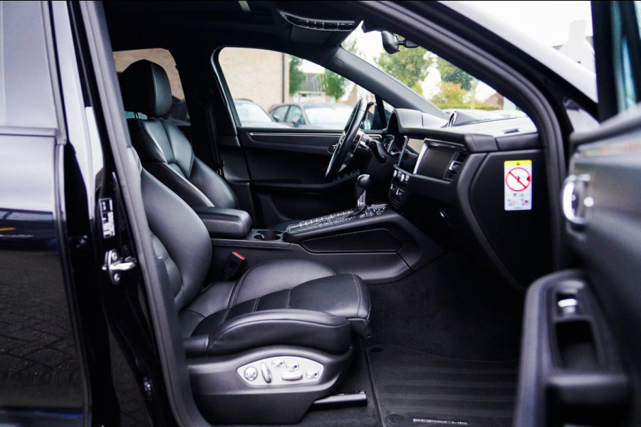 Porsche Macan 2.0 | Sport Chrono | Origineel NL | Panorama | Full option | Lane Assist | Sportstoelen| Luchtvering