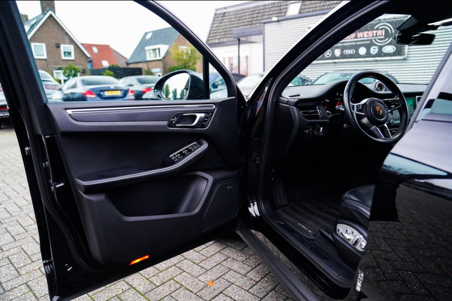 Porsche Macan 2.0 | Sport Chrono | Origineel NL | Panorama | Full option | Lane Assist | Sportstoelen| Luchtvering