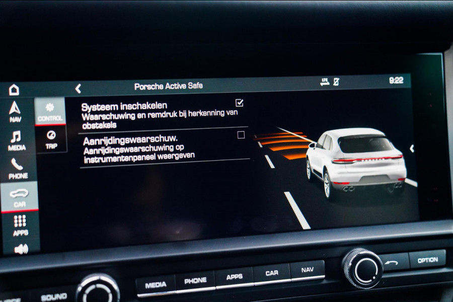 Porsche Macan 2.0 | Sport Chrono | Origineel NL | Panorama | Full option | Lane Assist | Sportstoelen| Luchtvering