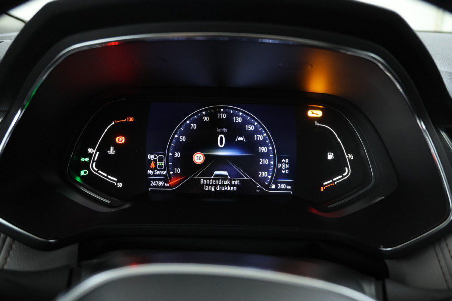 Renault Captur 1.3 TCe 155 Initiale Paris Automaat, Panorama, Volleder
