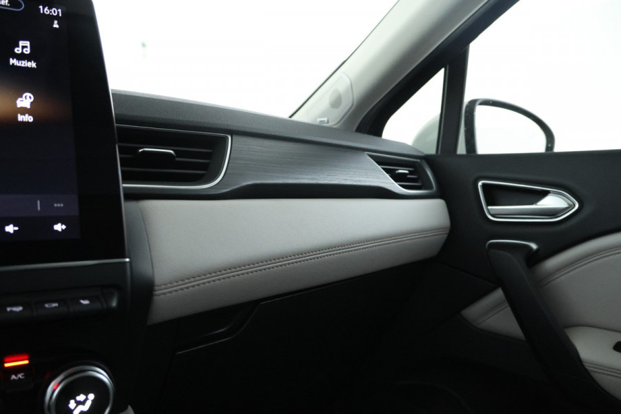 Renault Captur 1.3 TCe 155 Initiale Paris Automaat, Panorama, Volleder