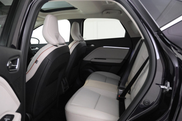 Renault Captur 1.3 TCe 155 Initiale Paris Automaat, Panorama, Volleder
