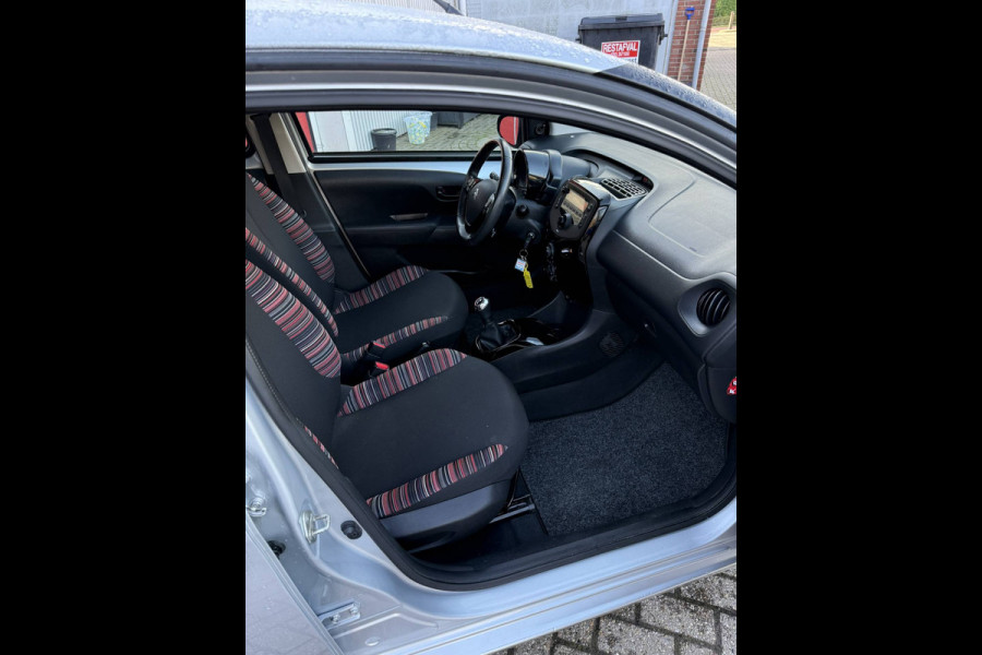 Citroën C1 1.0 VTi | 68 PK | Feel | 5-drs | Airco |