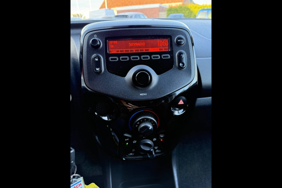 Citroën C1 1.0 VTi | 68 PK | Feel | 5-drs | Airco |