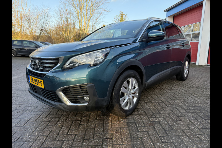 Peugeot 5008 1.2 PureTech | 130 PK | Blue Lease Executive | Navigatie | Climate Control | Trekhaak |