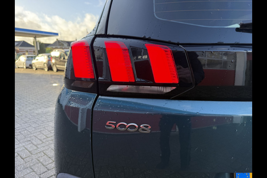 Peugeot 5008 1.2 PureTech | 130 PK | Blue Lease Executive | Navigatie | Climate Control | Trekhaak |