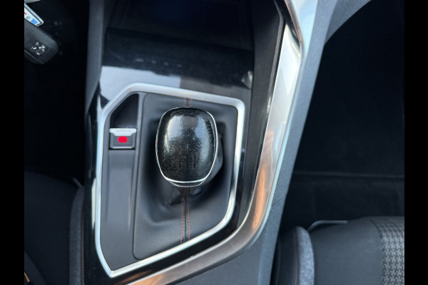 Peugeot 5008 1.2 PureTech | 130 PK | Blue Lease Executive | Navigatie | Climate Control | Trekhaak |