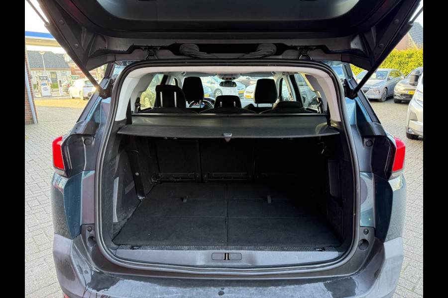Peugeot 5008 1.2 PureTech | 130 PK | Blue Lease Executive | Navigatie | Climate Control | Trekhaak |