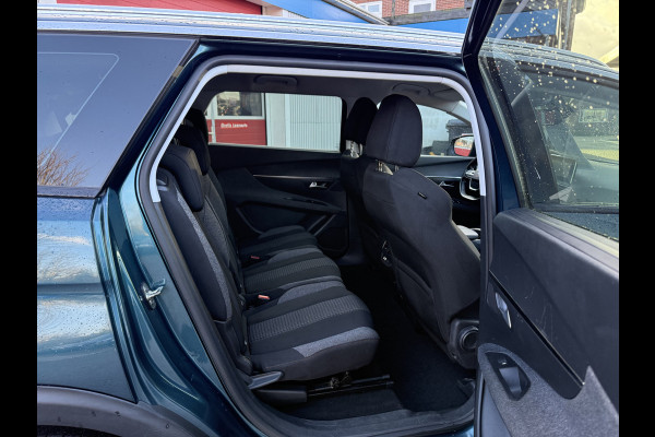 Peugeot 5008 1.2 PureTech | 130 PK | Blue Lease Executive | Navigatie | Climate Control | Trekhaak |