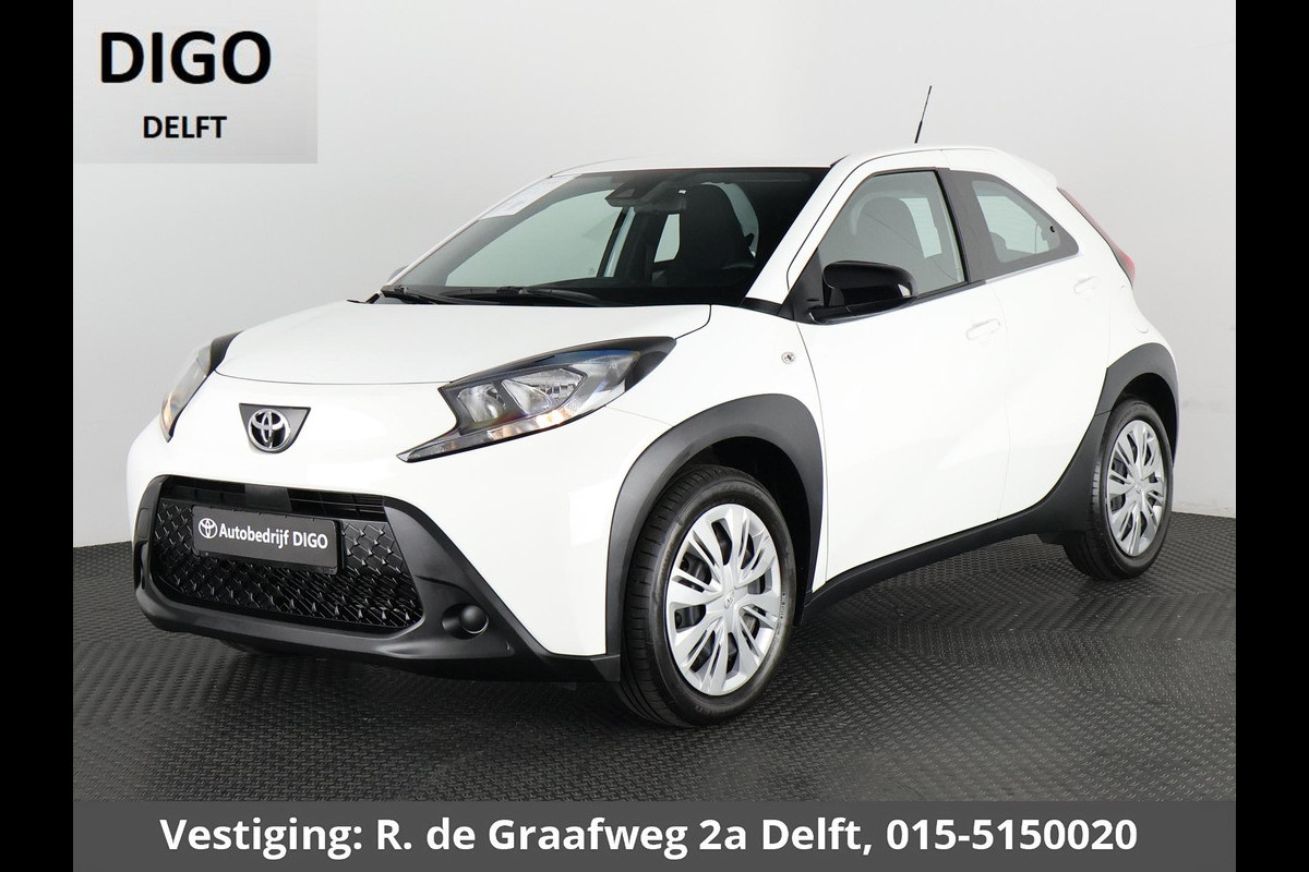 Toyota Aygo X 1.0 VVT-i MT Play | Apple Carplay & Android Auto | Adaptive Cruise Control | Cruise control Toyota Aygo X 1.0 VVT-i MT Play | Apple Carplay & Android Auto | Adaptive Cruise Control | Cruise control