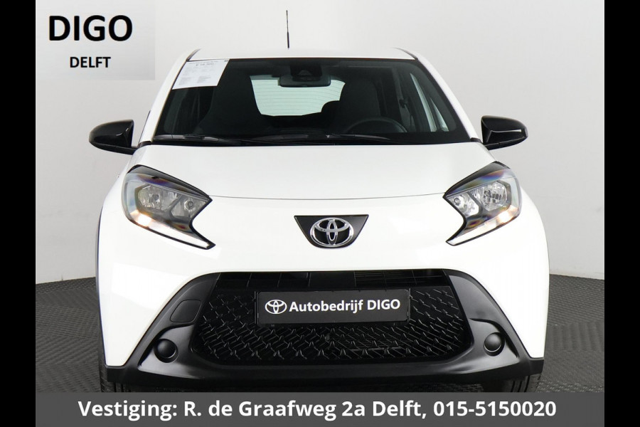 Toyota Aygo X 1.0 VVT-i MT Play | Apple Carplay & Android Auto | Adaptive Cruise Control | Cruise control Toyota Aygo X 1.0 VVT-i MT Play | Apple Carplay & Android Auto | Adaptive Cruise Control | Cruise control