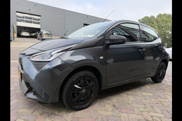 Toyota Aygo 1.0 VVT-i x-fun / 1e Eigenaar / ALL-Season banden / Airco + Elek-Pakket / BlueTooth / NED-AYGO