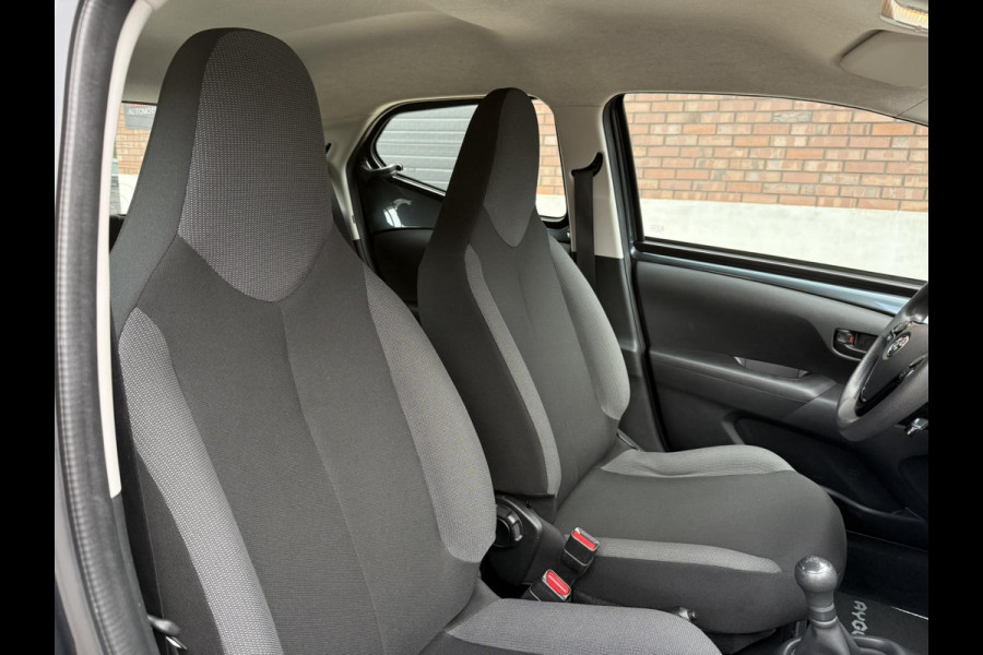 Toyota Aygo 1.0 VVT-i x-fun / 1e Eigenaar / ALL-Season banden / Airco + Elek-Pakket / BlueTooth / NED-AYGO