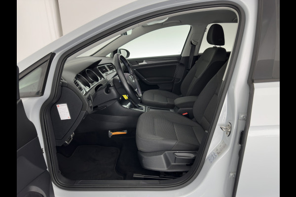 Volkswagen e-Golf {SOH-90%} Aut. *ADAPTIVE-CRUISE | FULL-LED | NAVI-FULLMAP | COMFORT-SEATS | ECC | PRIVACY-GLASS | PARKPILOT | CCS-FASTLOADER | 16''ALU*